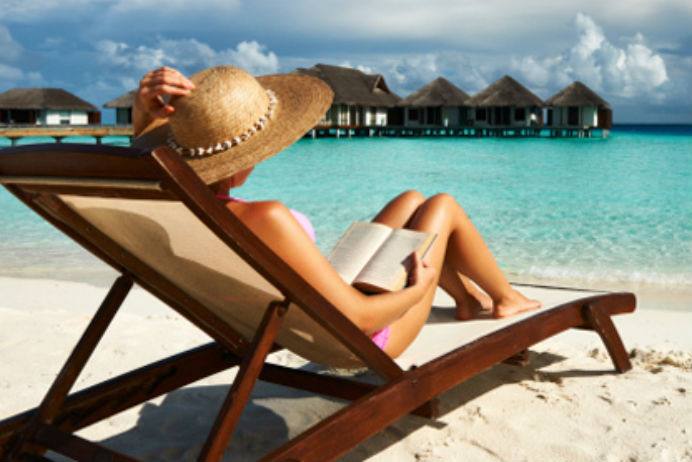 How to Sunbathe Safely in the Mediterranean